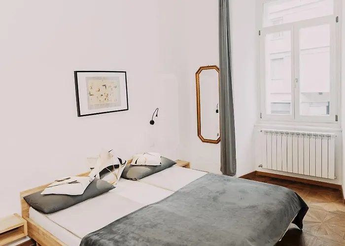 L'arco Living 1 Daire Trieste